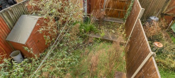 3 bedrooms House in London, United Kingdom No. 7808 4