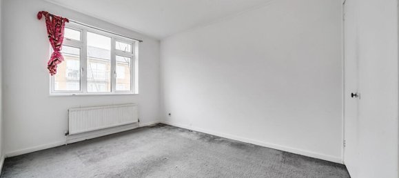 3 bedrooms House in London, United Kingdom No. 7808 5