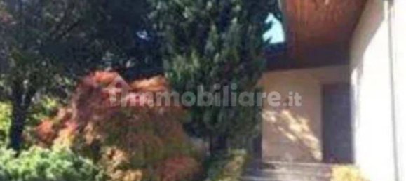 Villa de 8 habitaciónes en Agrate Brianza, Italy No. 5360 2