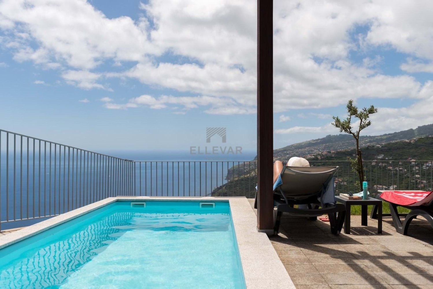 3 bedrooms Villa in Calheta, Portugal No. 187331