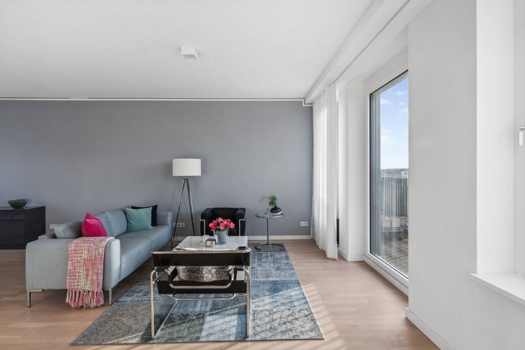 Пентхаус с 2 спальнями в Митте, Германия № 53055