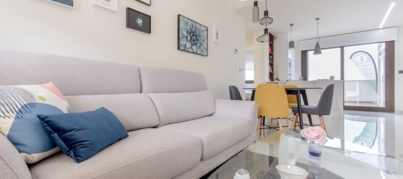 2 dormitorios bungalow en venta en Los Balcones, Alicante, Comunidad Valenciana, Spain № 365198 3