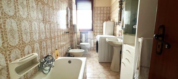 Apartamento de 2 dormitorios en Mesagne, Italy No. 59222 10