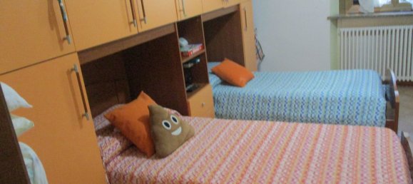 2 bedrooms Apartment in Turin, Italy No. 379759 16