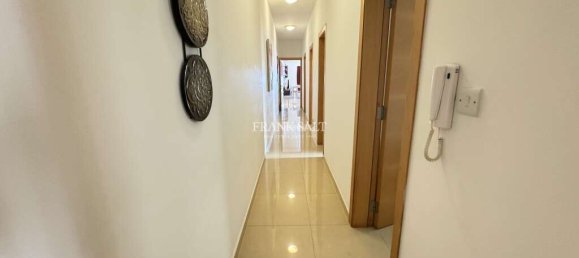 3 chambres Appartement à Swieqi, Malta No. 254 10