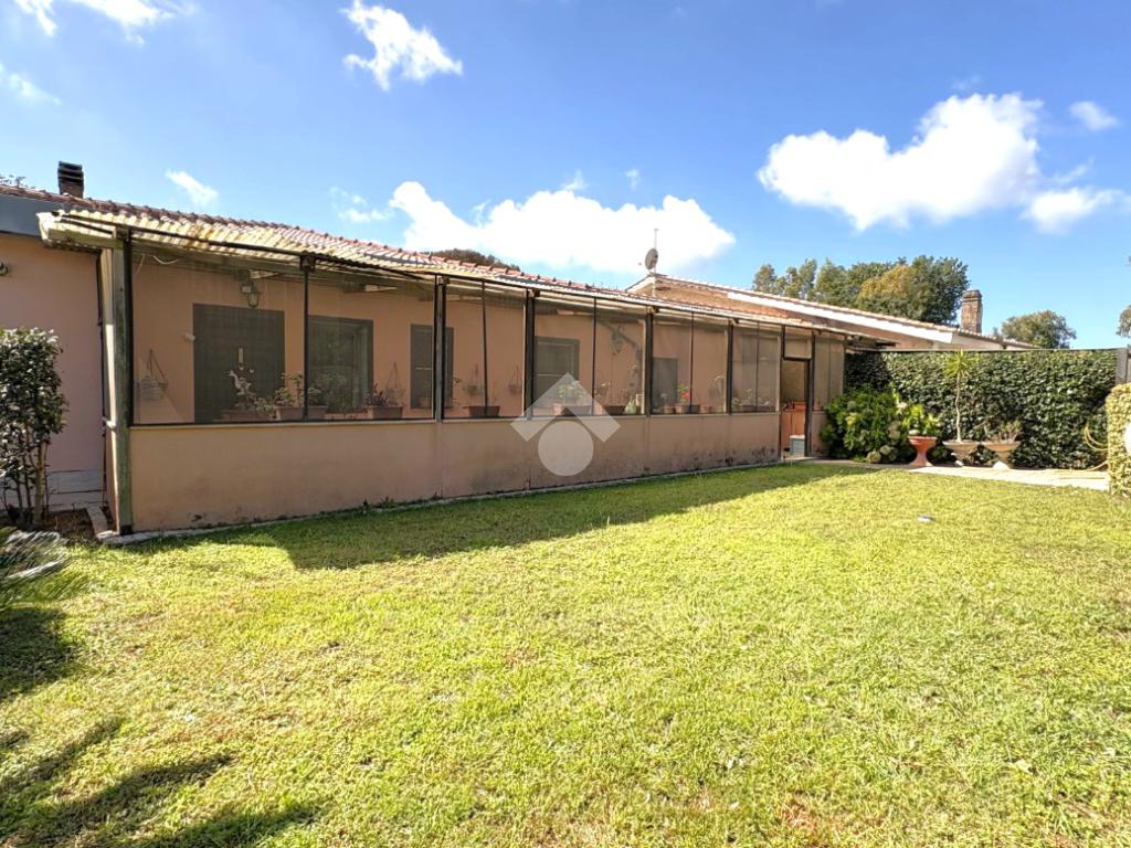 2 bedrooms Villa in Anzio, Italy No. 385981