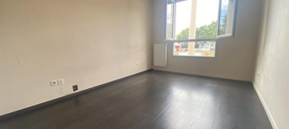 2 bedrooms Apartment in Lyon, France No. 322426 11