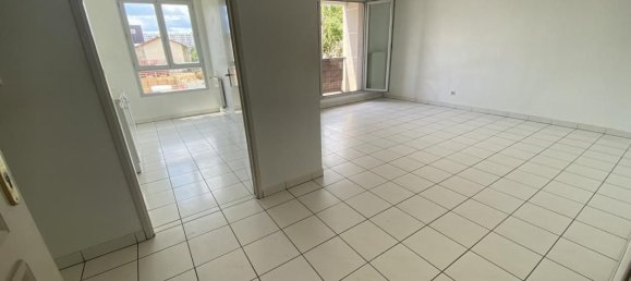 2 bedrooms Apartment in Lyon, France No. 322426 2