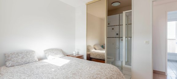 3 chambres Duplex à Créteil, France No. 163951 4