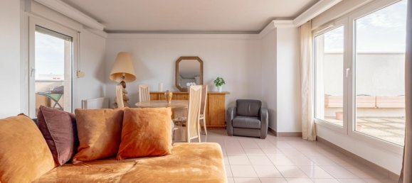 3 chambres Duplex à Créteil, France No. 163951 3