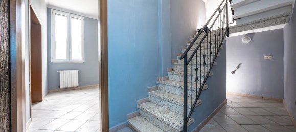 2 bedrooms Apartment in Ferrara, Italy No. 311260 8