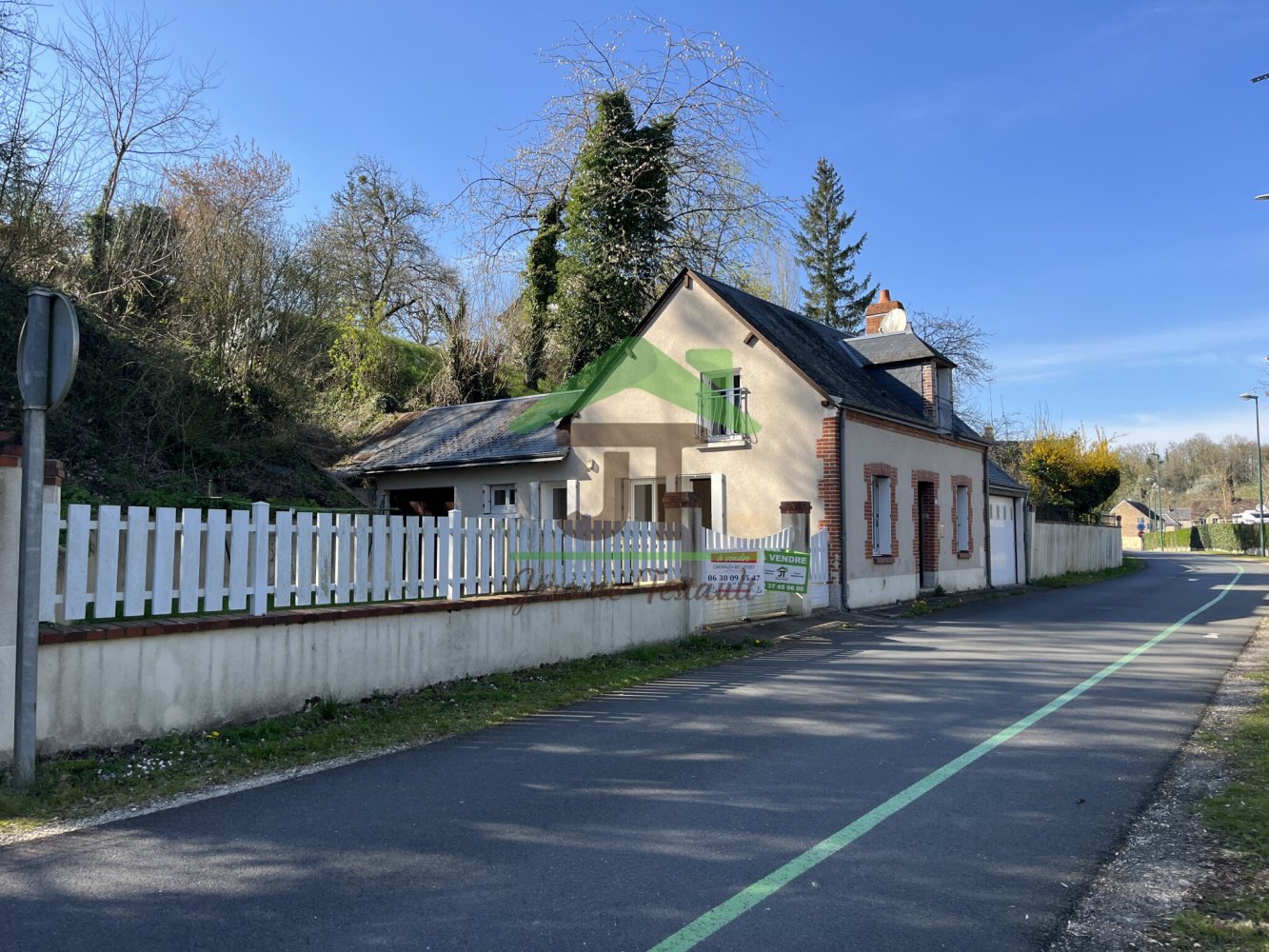 2 bedrooms House in Chateaudun, France No. 51179