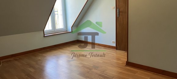 2 bedrooms House in Chateaudun, France No. 51179 6