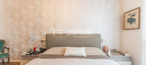 Квартира с 3 комнатами в Кузаго, Италия № 117854 21