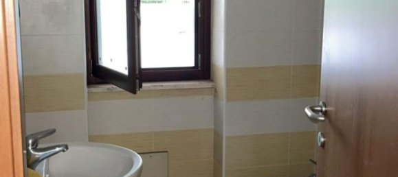 105m² Office in Naples, Italy No. 71362 22