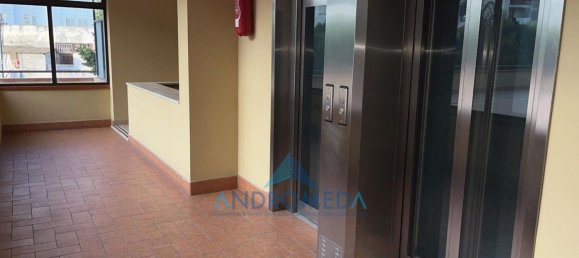 105m² Office in Naples, Italy No. 71362 9