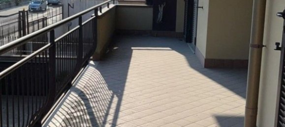 105m² Office in Naples, Italy No. 71362 18