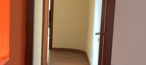 105m² Office in Naples, Italy No. 71362 12