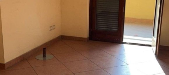 105m² Office in Naples, Italy No. 71362 14