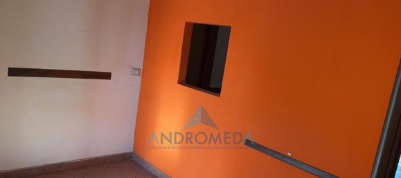 105m² Office in Naples, Italy No. 71362 13