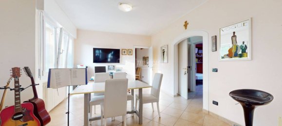 2 bedrooms Penthouse in Ravenna, Italy No. 109689 2