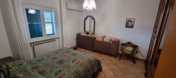 Вилла с 9 комнатами в Читта Сант Анджело, Италия № 98230 9