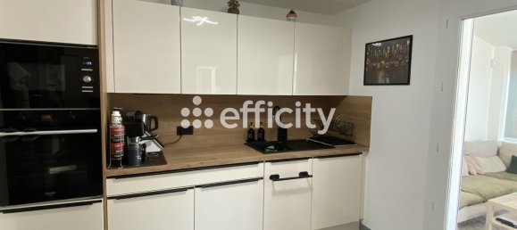 Villa de 4 dormitorios en Miramas, France No. 330230 9