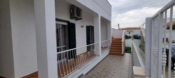 Villa T5 em Porches, Portugal N.º 132631 2