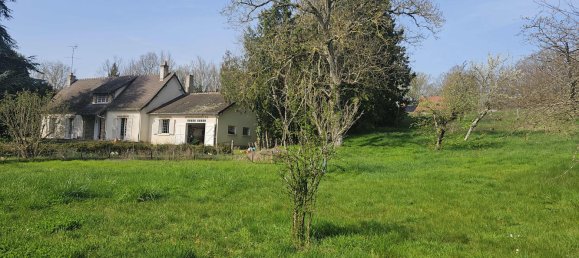 3 bedrooms House in Gracay, France No. 73156 11