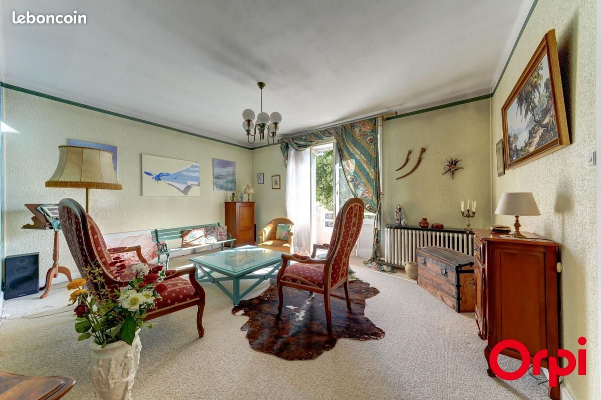 3 غرف نوم شقة في Venissieux, France رقم 341121