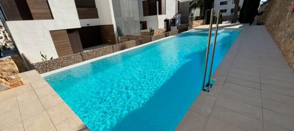 3 bedrooms Apartment in Torrevieja, Spain No. 185685 2