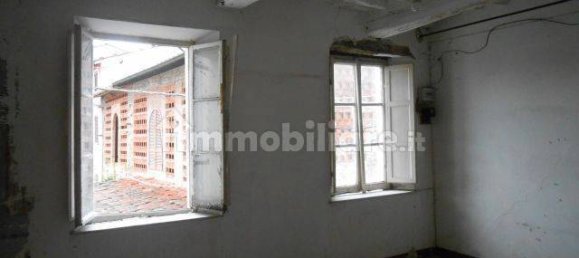 3 Schlafzimmer Haus in Lucca, Italy, Nr. 69133 4