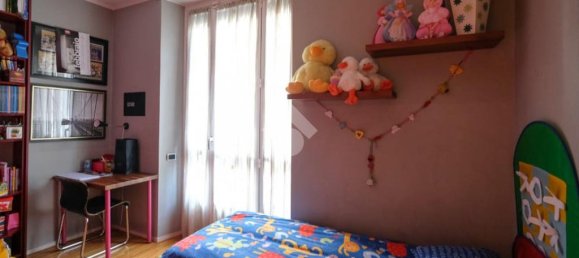 4 bedrooms Apartment in Turin, Italy No. 356632 5