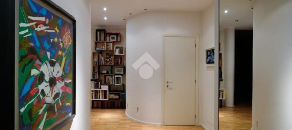 4 bedrooms Apartment in Turin, Italy No. 356632 4