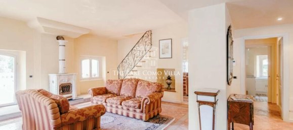 3 Schlafzimmer Wohnung in Moltrasio, Italy, Nr. 158981 7