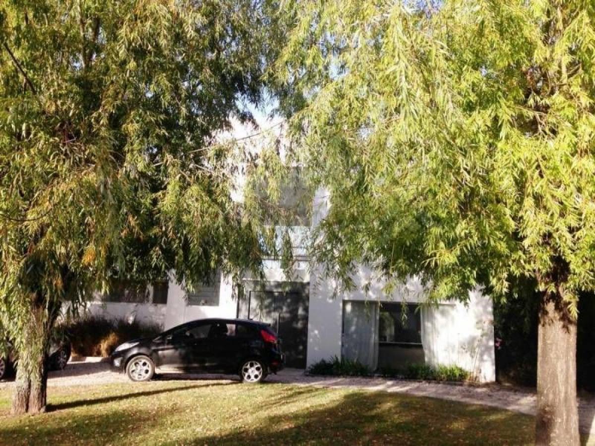 Apartamento T3 em Pilar, Argentina N.º 87773