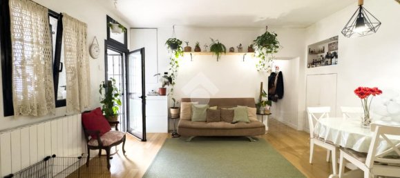 2 bedrooms Apartment in Lissone, Italy No. 263384 2