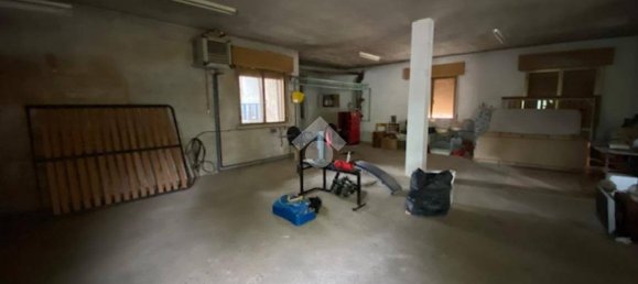 3 Schlafzimmer Haus in Bovolone, Italy, Nr. 370351 7