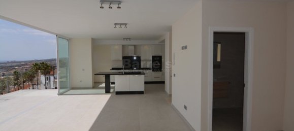 4 bedrooms House in Adeje, Spain No. 28033 10