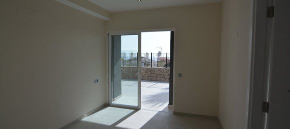 4 bedrooms House in Adeje, Spain No. 28033 38