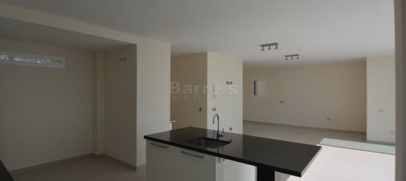 4 bedrooms House in Adeje, Spain No. 28033 4