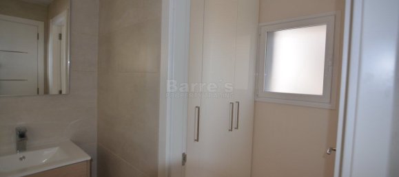 4 bedrooms House in Adeje, Spain No. 28033 37