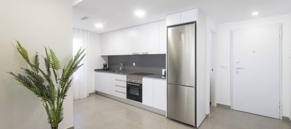 3 bedrooms Apartment in Murcia, Spain No. 132647 8