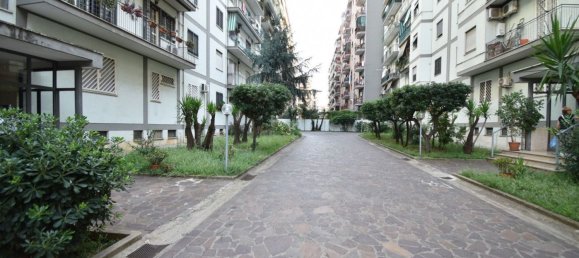 2 bedrooms Apartment in Rome, Italy No. 314269 5