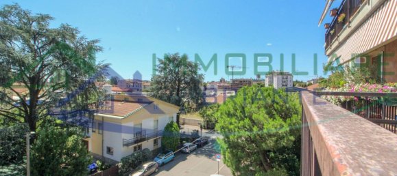 3 Schlafzimmer Wohnung in Gallarate, Italy, Nr. 317681 13