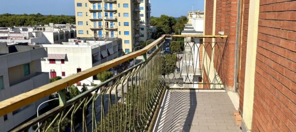 3 rooms Apartment in Campomarino, Italy No. 294489 4