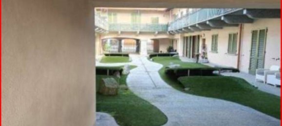 2 rooms Apartment in Villa Cortese, Italy No. 331514 3