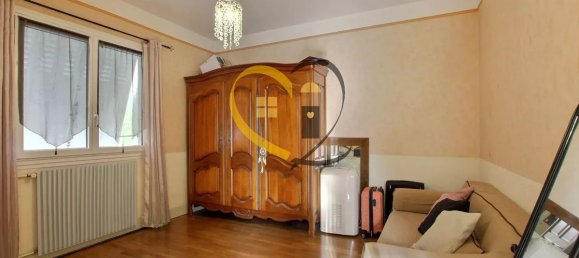 Casa de 3 dormitorios en Bourges, France No. 332960 7