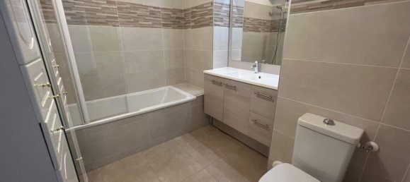 3 bedrooms Apartment in Chatenay-Malabry, France No. 333948 5