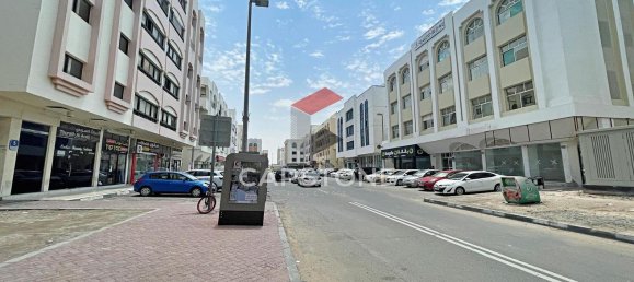 929m² Building in Mohamed Bin Zayed City, UAE No. 21882 3